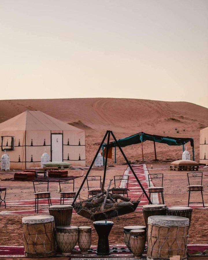 Sahara Dunes Luxury Camp メルズーガ エクステリア 写真