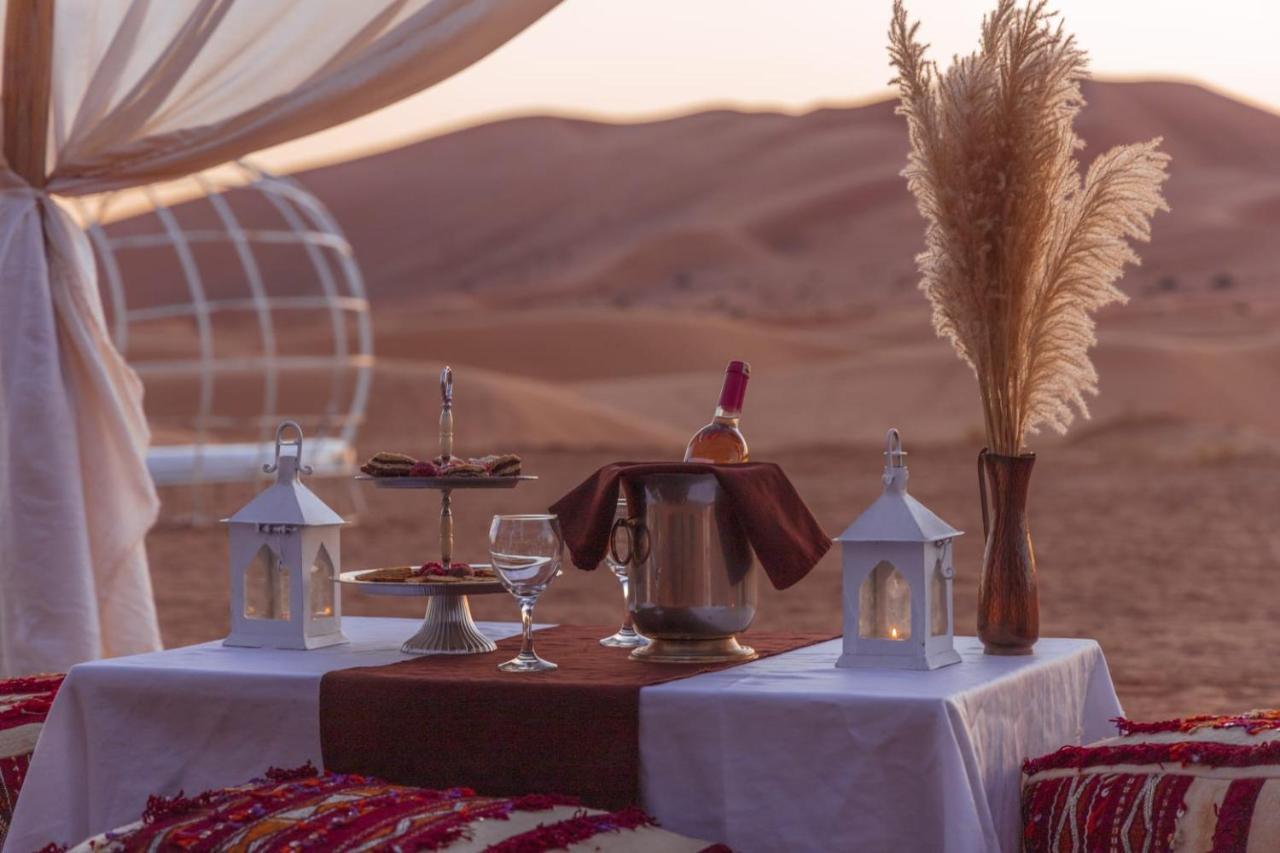 Sahara Dunes Luxury Camp メルズーガ エクステリア 写真