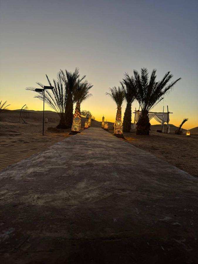 Sahara Dunes Luxury Camp メルズーガ エクステリア 写真