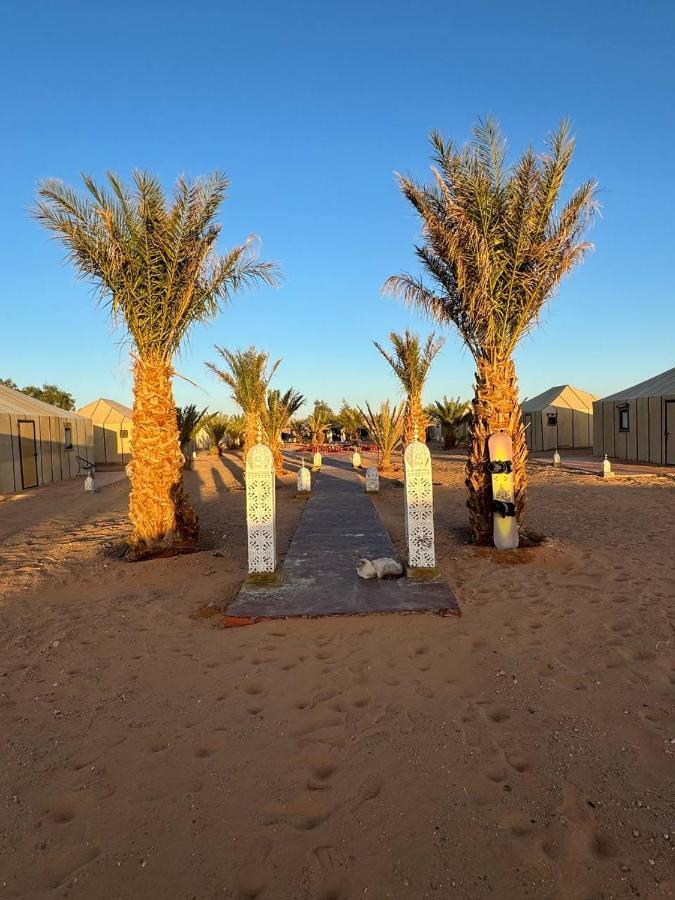 Sahara Dunes Luxury Camp メルズーガ エクステリア 写真
