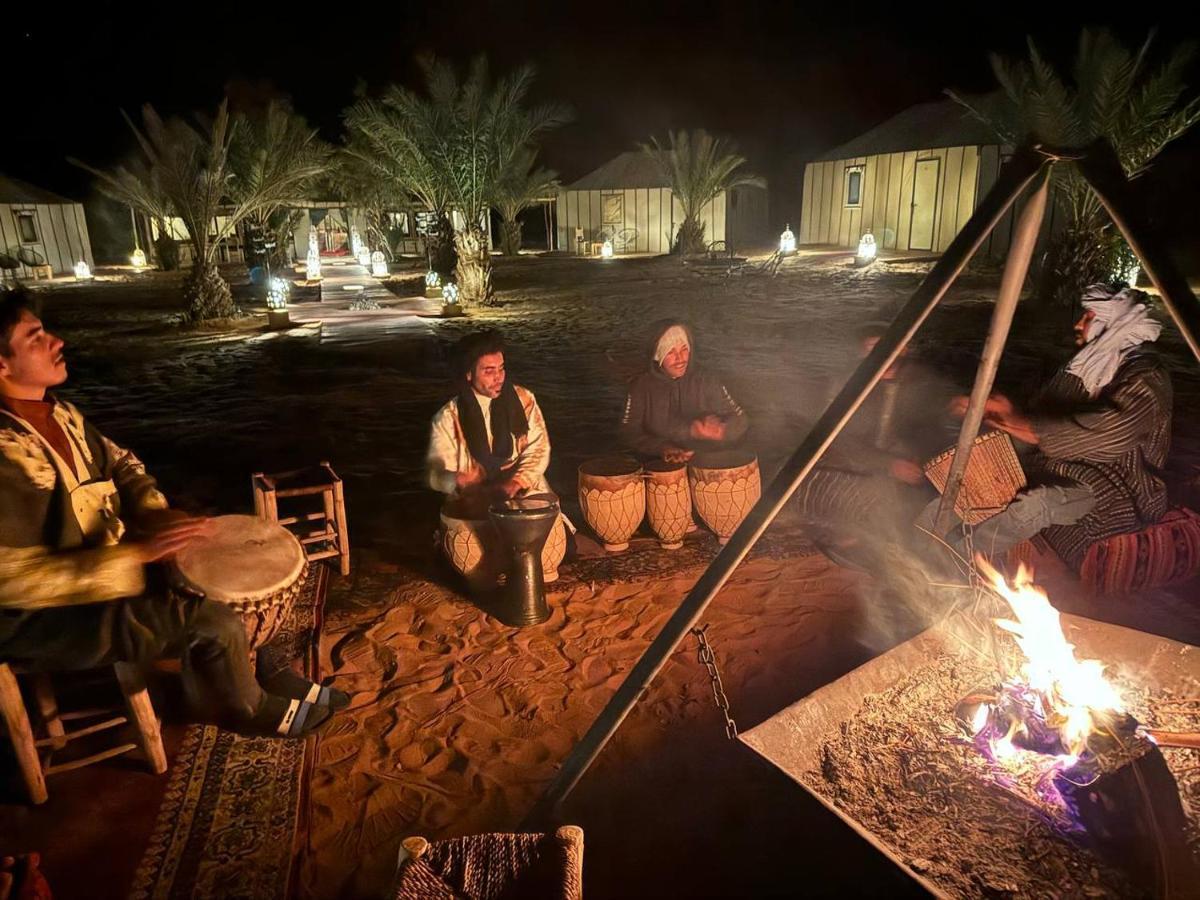 Sahara Dunes Luxury Camp メルズーガ エクステリア 写真