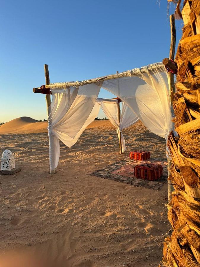Sahara Dunes Luxury Camp メルズーガ エクステリア 写真