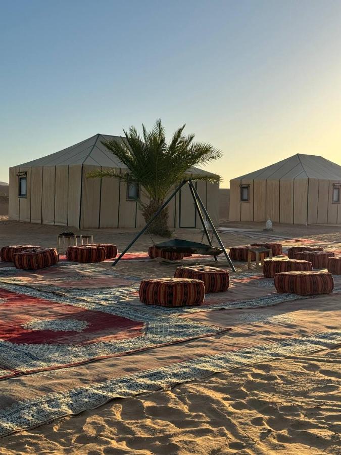 Sahara Dunes Luxury Camp メルズーガ エクステリア 写真