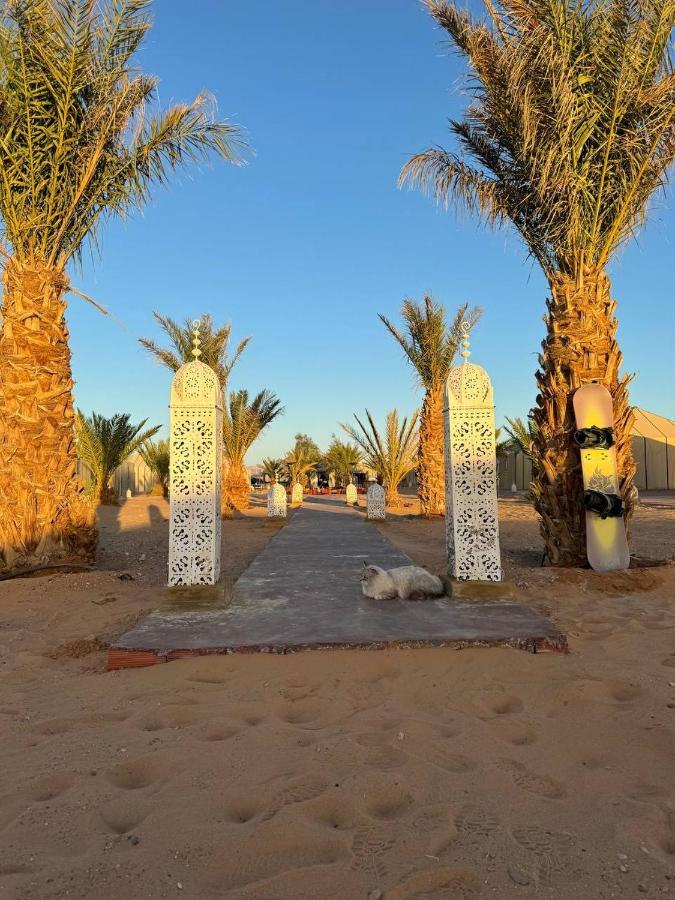 Sahara Dunes Luxury Camp メルズーガ エクステリア 写真
