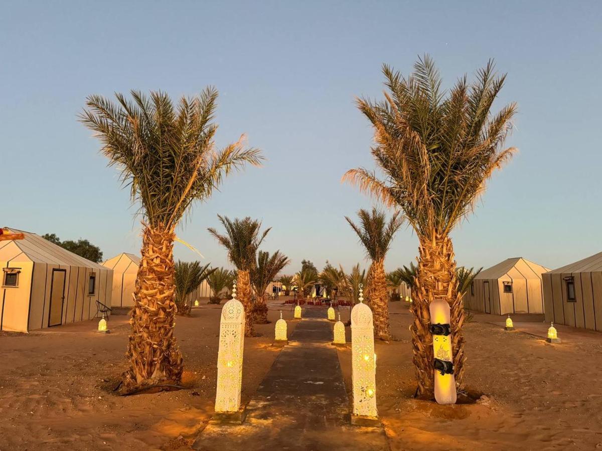 Sahara Dunes Luxury Camp メルズーガ エクステリア 写真